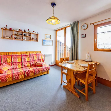 Appartement Cosy 4 Pers, Balcon, Au Pied Des Pistes - Fr-1-807-33 *